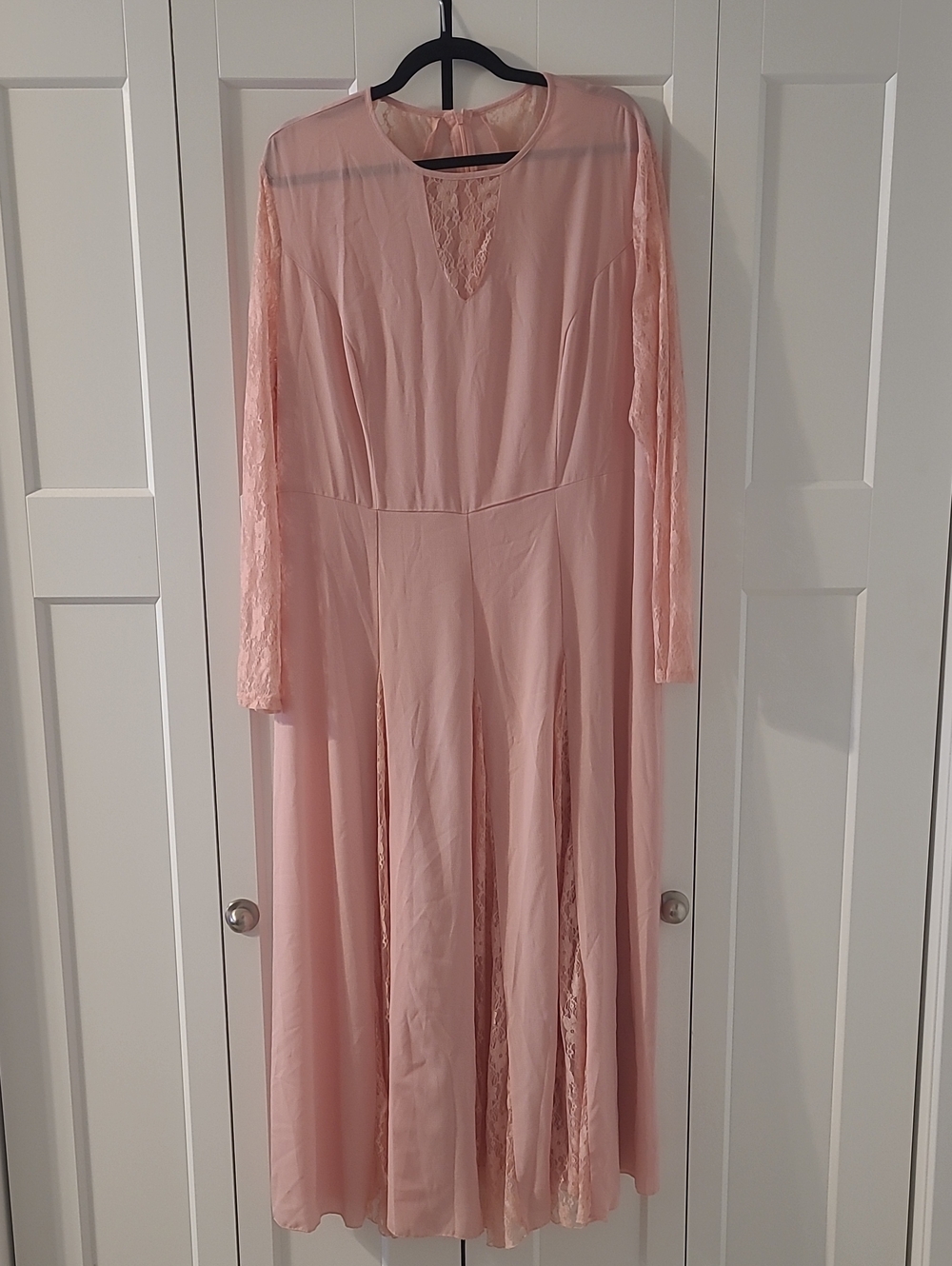 SHEIN Pale Pink Long Sleeve Lace Panel Maxi Dress